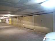 LA LONDE GARAGE A LOUER — photo 2