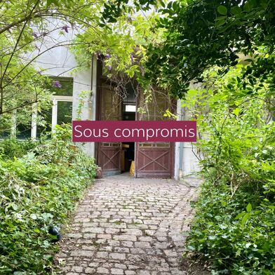 Immeuble  264850 €