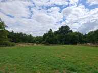 Grange , maisonnette, en pierre, brute à rénover, sur terrain de 10 000 m2 avec étang et Mobil Home. Proche Villaines la Juhel, Pré en Pail , Mayenne — photo 2