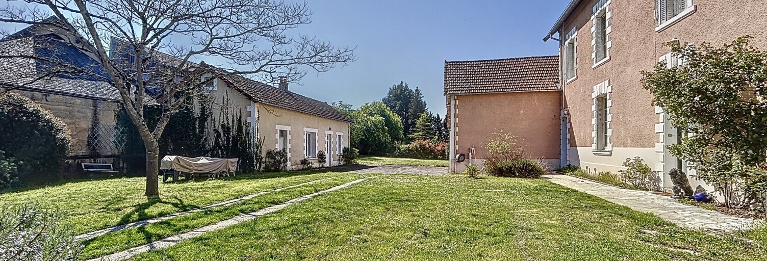 Maison 7 Pièces 224 m² à vendre à Vaas (72500)