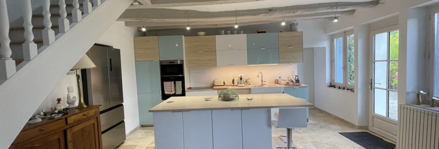 Maison 8 Pièces 150 m² à vendre à Cléré-les-Pins (37340)