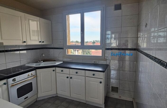 Appartement avec place de parking attitrée à AULNAY SOUS BOIS (93) — photo 2
