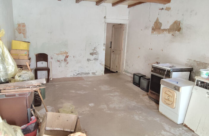 Maison à vendre 4 pièces 94m2 à rénover GEMOZAC (17) — photo 3