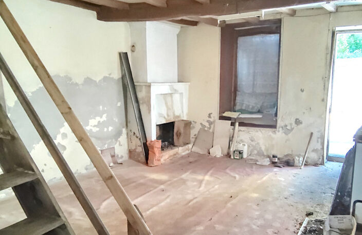 Maison à vendre 4 pièces 94m2 à rénover GEMOZAC (17) — photo 4