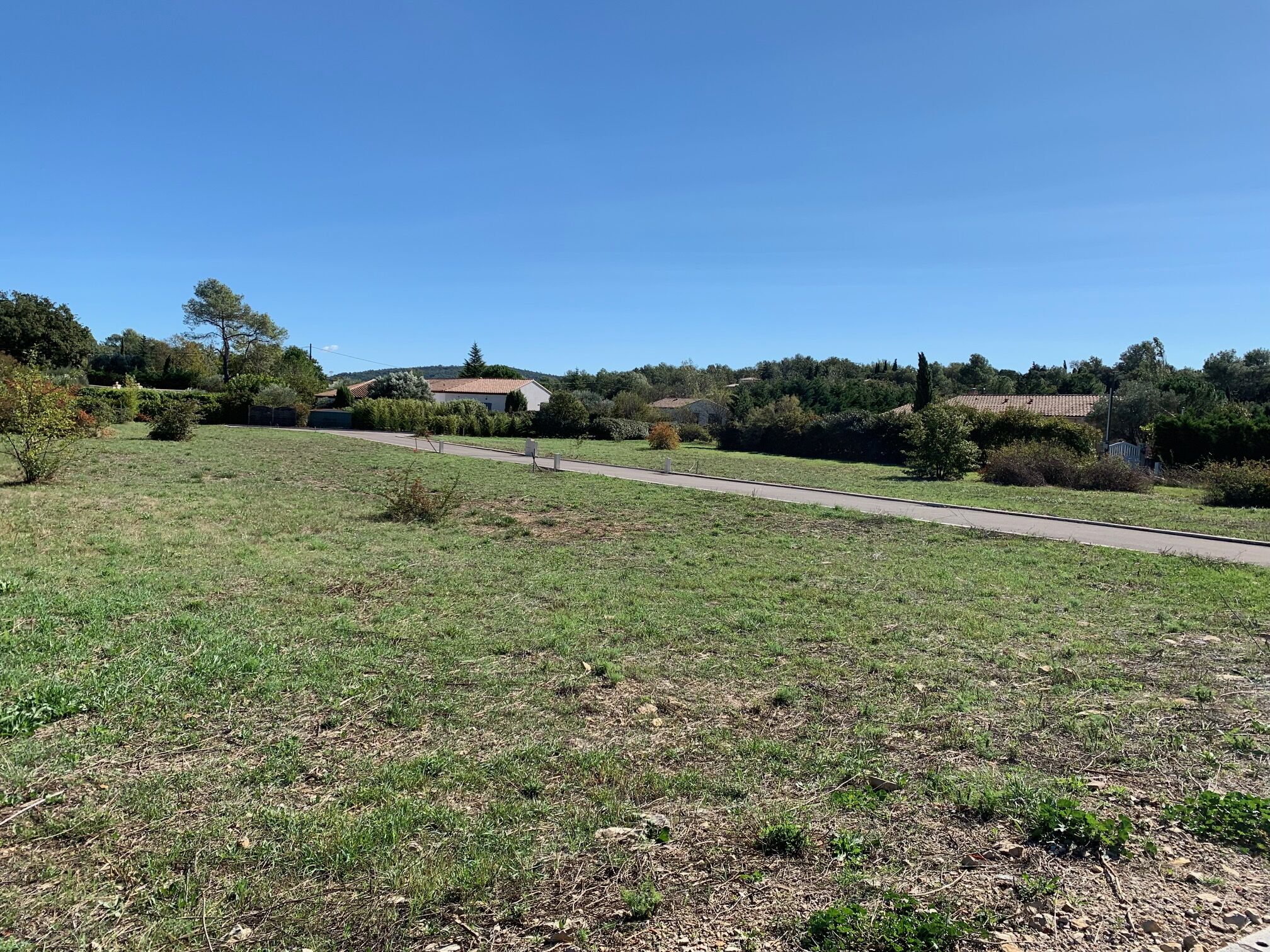 Terrain  à vendre Garéoult 83136