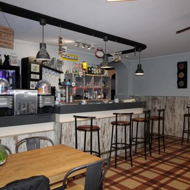 Commerce 7 pièces 220000 €