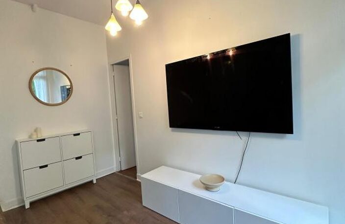 Appartement meublé - Rez-de-jardin avec terrasse et jardin de 74m2 — photo 4