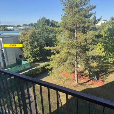 Appartement 5 pièces 1590 €