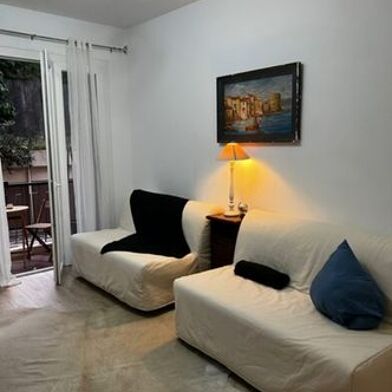 Appartement 1 pièces 900 €