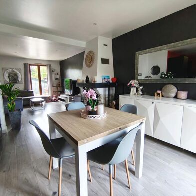 Maison 5 pièces 369000 €