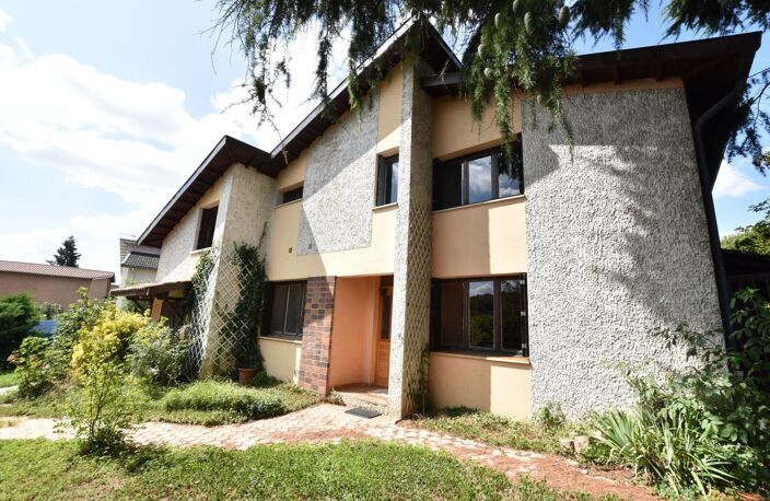 Maison 151 m² + terrain 574 m² – Gros potentiel – Idéal artisans / rénovation — photo 2