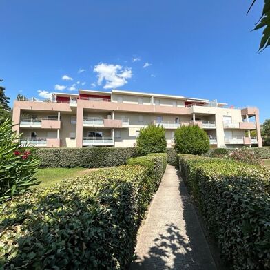 Appartement 3 pièces 270300 €