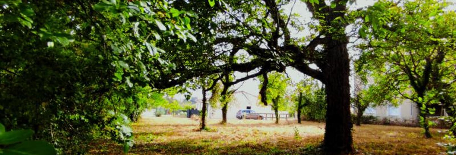 Terrain  834 m² à vendre à Saint-Julien-l'Ars (86800)