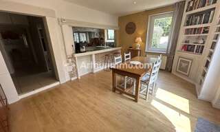 Maison 5 Pièces 147 m² à vendre à Tocane-Saint-Apre (24350)