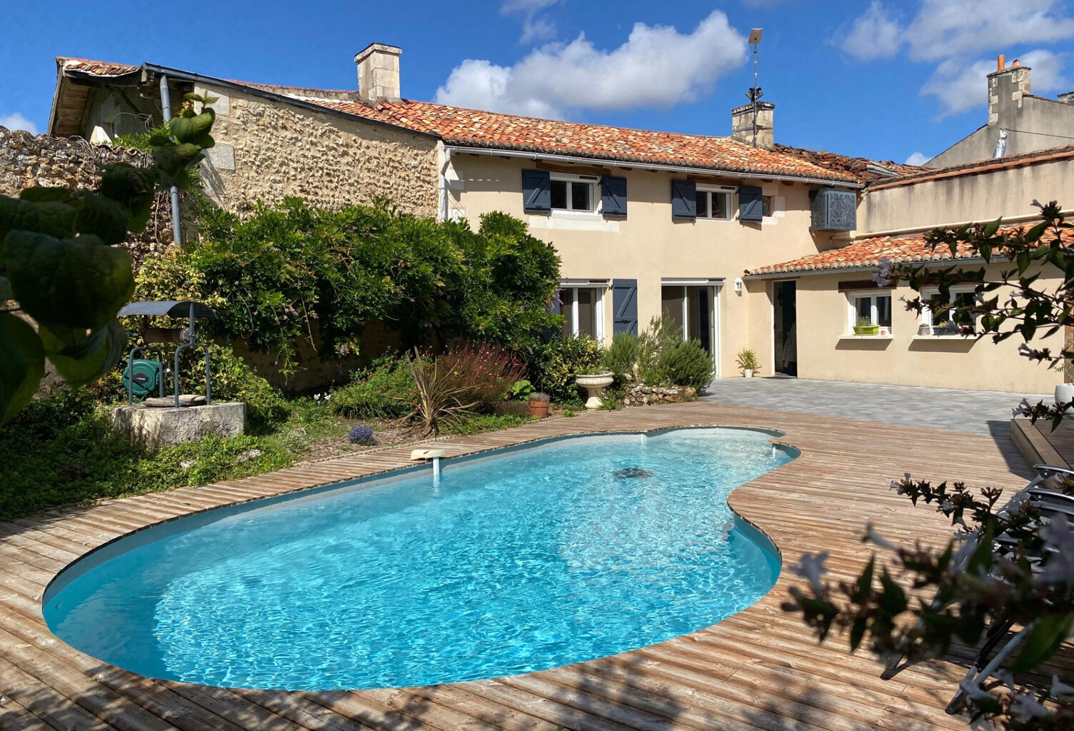 Longère rénovée avec piscine — photo 1