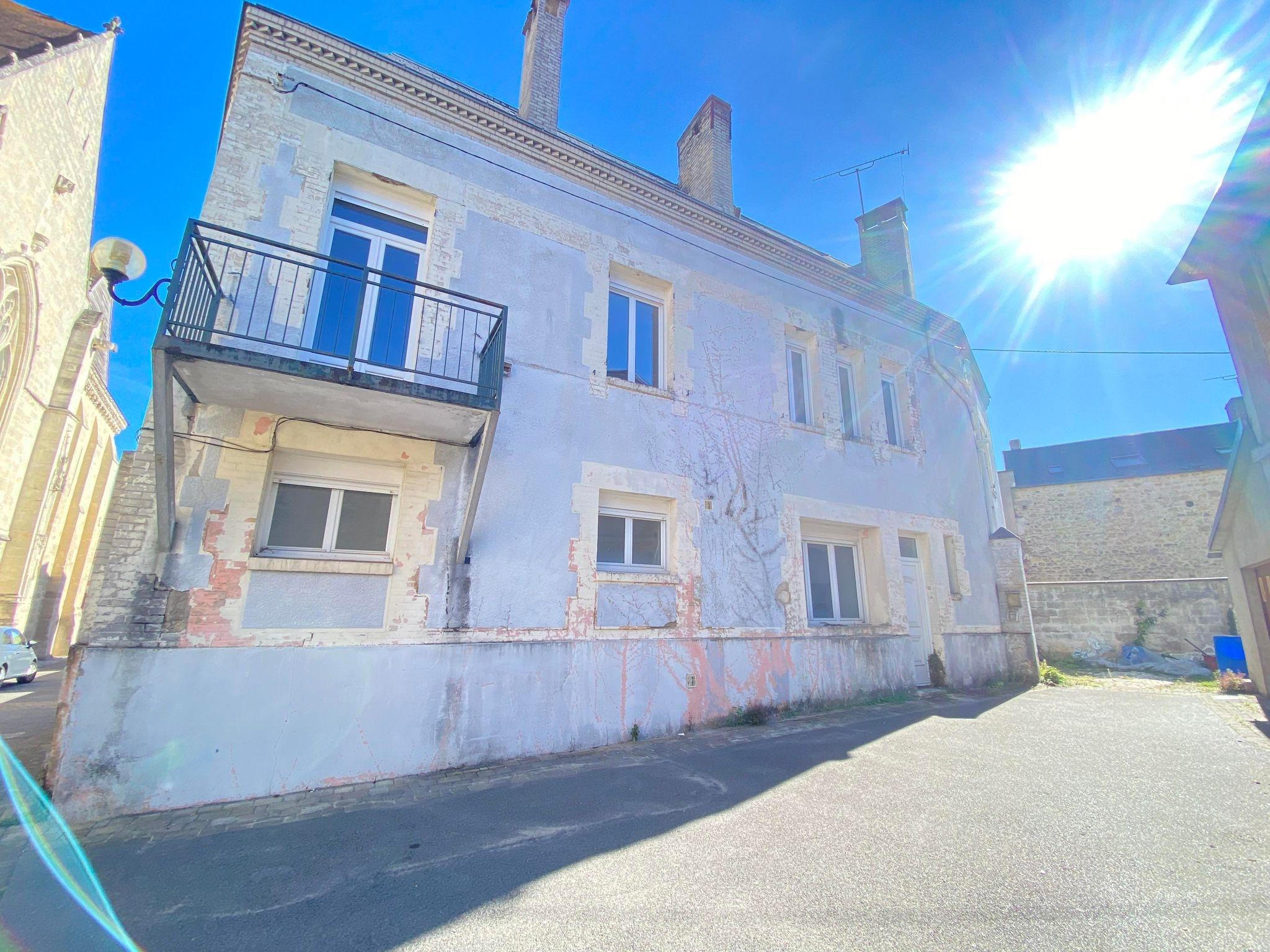 Maison - 261m² - Bruyères-et-Montbérault