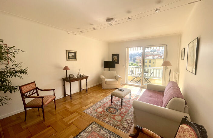 GRAND 3 PIÈCES 94 M2 CENTRE VILLE — photo 4