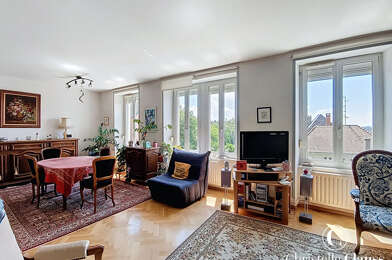 Appartement 6 pièces 240000 €