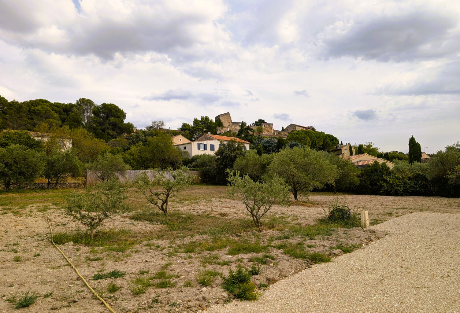 Dept 84 - Lagnes - Beaux terrains à bâtir — photo 1