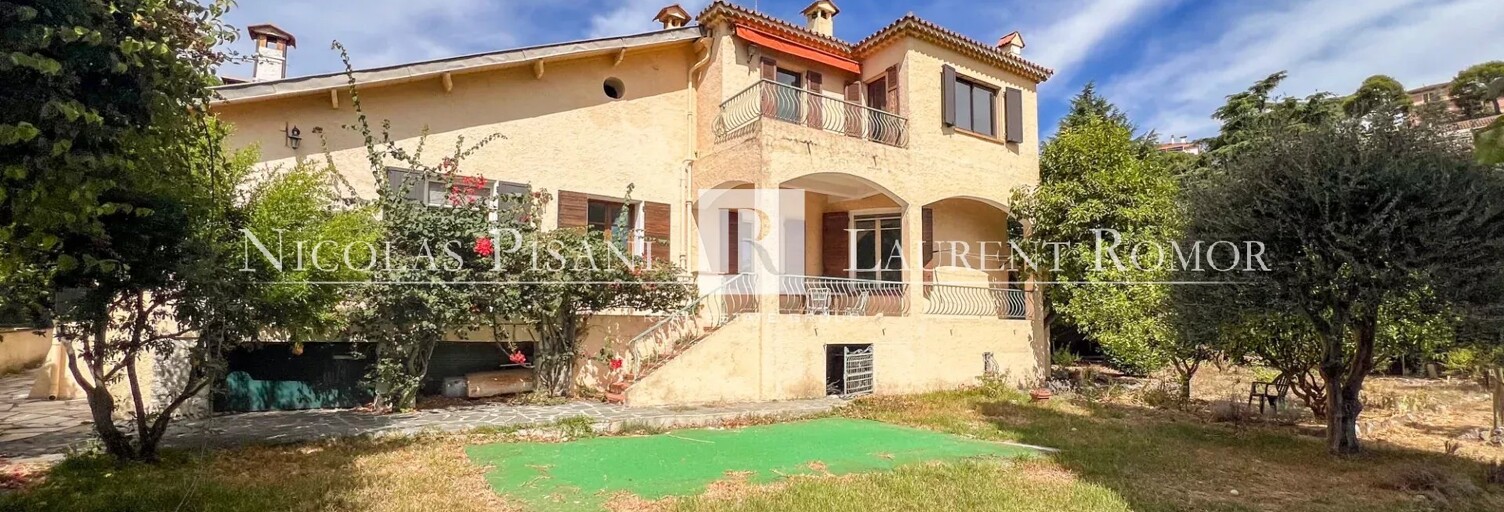 Maison 7 Pièces 158 m² à vendre à Villefranche-sur-Mer (06230)