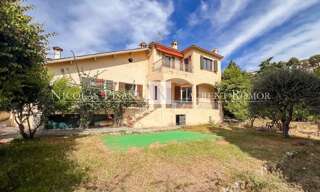 Maison 7 Pièces 158 m² à vendre à Villefranche-sur-Mer (06230)