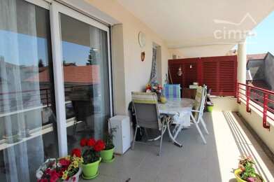 Appartement 3 pièces 232000 €