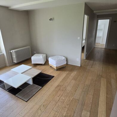 Appartement 4 pièces 960 €