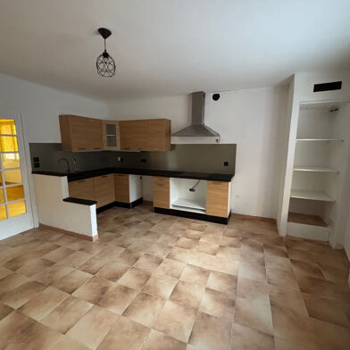 Maison 4 pièces 850 €