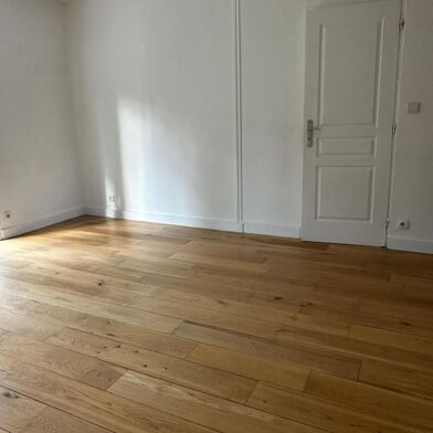 Appartement 4 pièces 1240 €