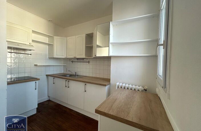 Location appartement 3 pièces 77 m² à Tours (37000) — photo 2