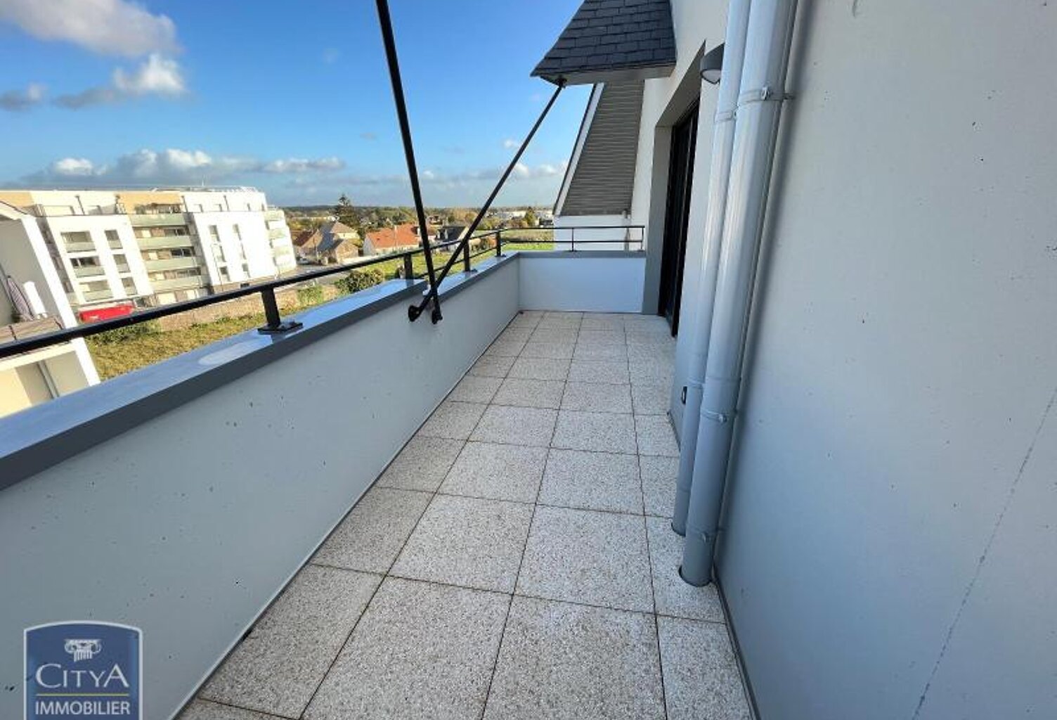 Location appartement 3 pièces 76 m² à Tours (37100) — photo 1