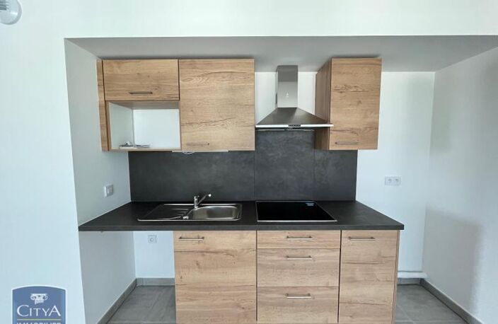 Location appartement 3 pièces 76 m² à Tours (37100) — photo 3