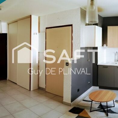 Appartement 4 pièces 210000 €