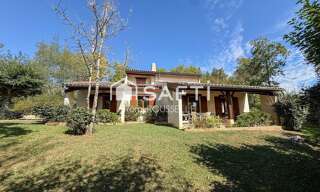 Maison 8 Pièces 180 m² à vendre à Saint-Sulpice-et-Cameyrac (33450)