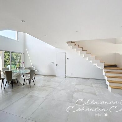 Maison 6 pièces 395000 €