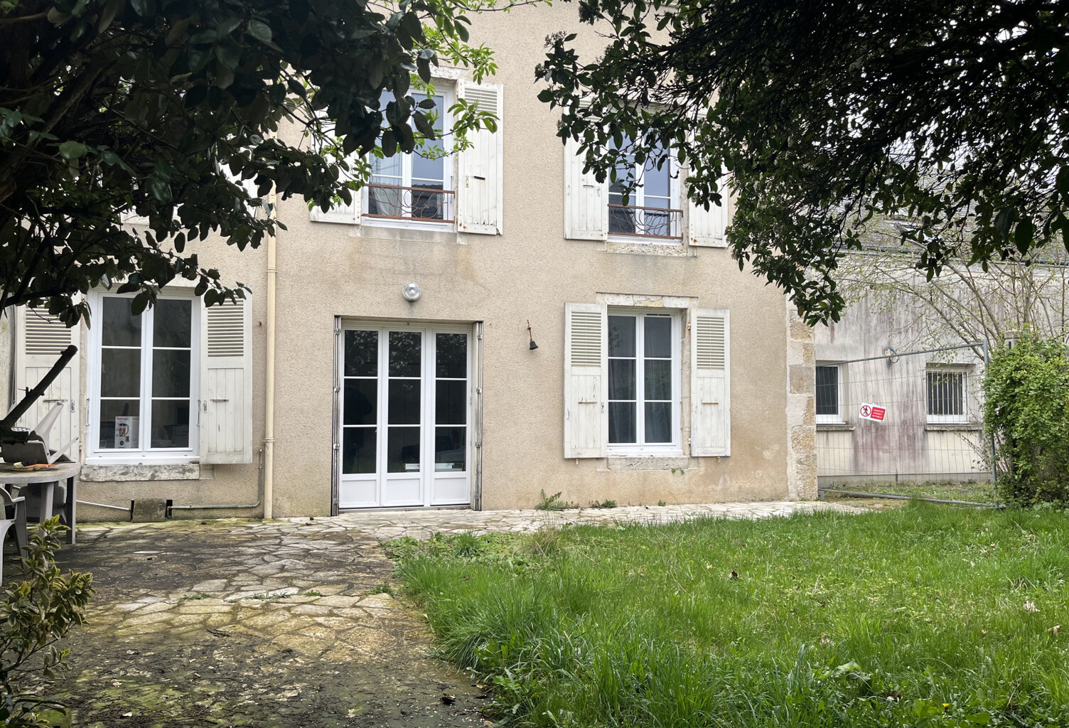 À Châteaudun, Entre le centre-ville et la gare — photo 1