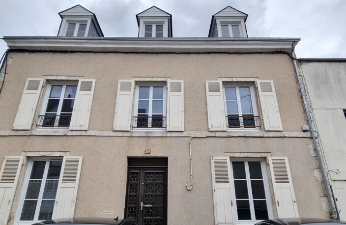 À Châteaudun, Entre le centre-ville et la gare — photo 2