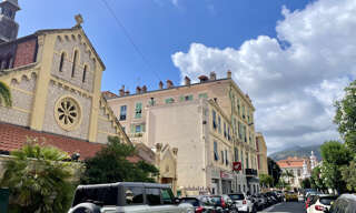 Commerce  75 m² à vendre à Menton (06500)