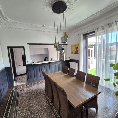 Appartement 5 pièces 265000 €