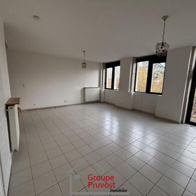 Appartement 5 pièces 158000 €