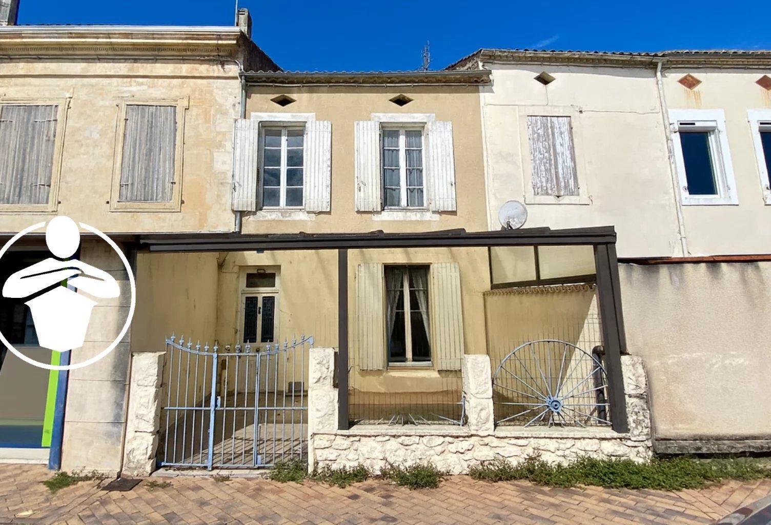 EN EXCLUSIVITÉ – Maison de ville à Eysses — photo 1