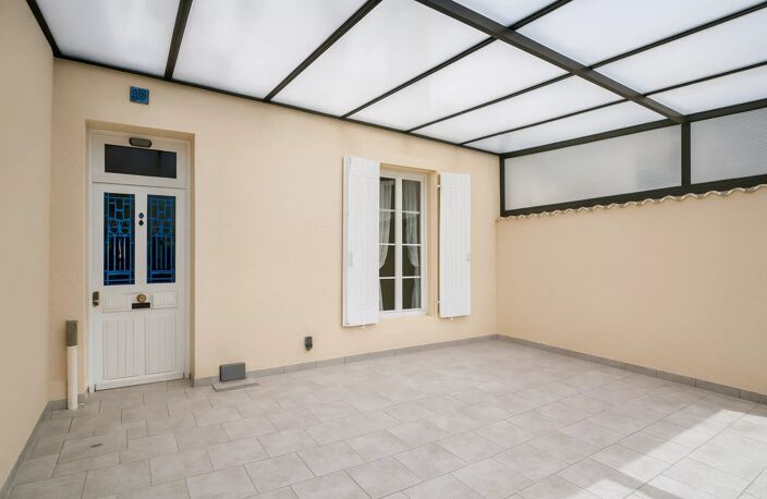 EN EXCLUSIVITÉ – Maison de ville à Eysses — photo 2