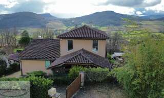 Maison 8 Pièces 157 m² à vendre à La Roche-Vineuse (71960)