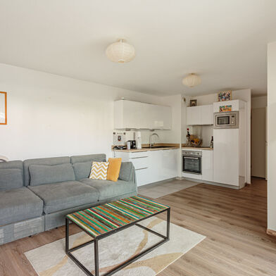 Appartement 2 pièces 320675 €