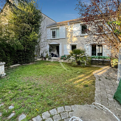 Maison 6 pièces 330000 €