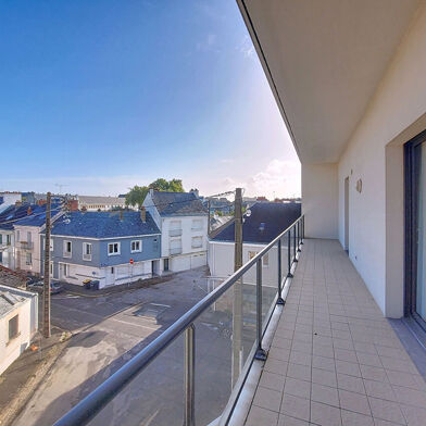 Appartement 4 pièces 325500 €