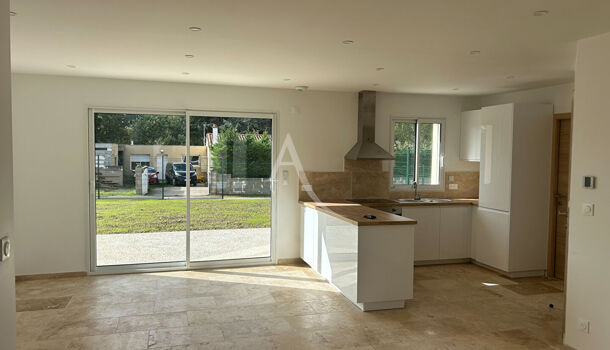 Villa / Maison 4 pièces  à louer Bords 17430