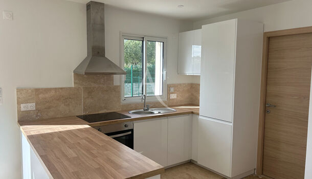 Villa / Maison 4 pièces  à louer Bords 17430