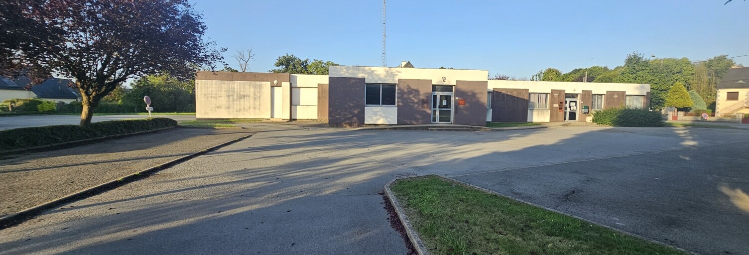 Immeuble  522 m² à vendre à Saint-Méen-le-Grand (35290)