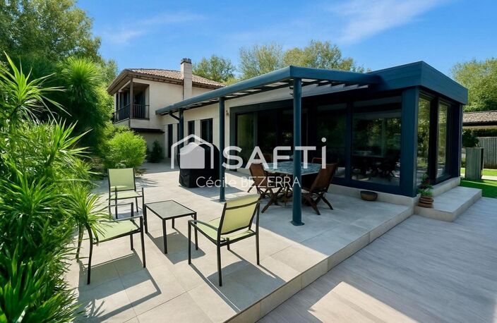 villa haut de gamme à 2 minutes d'Eauze, prestations de qualité, sur un terrain de 3 hectares — photo 2